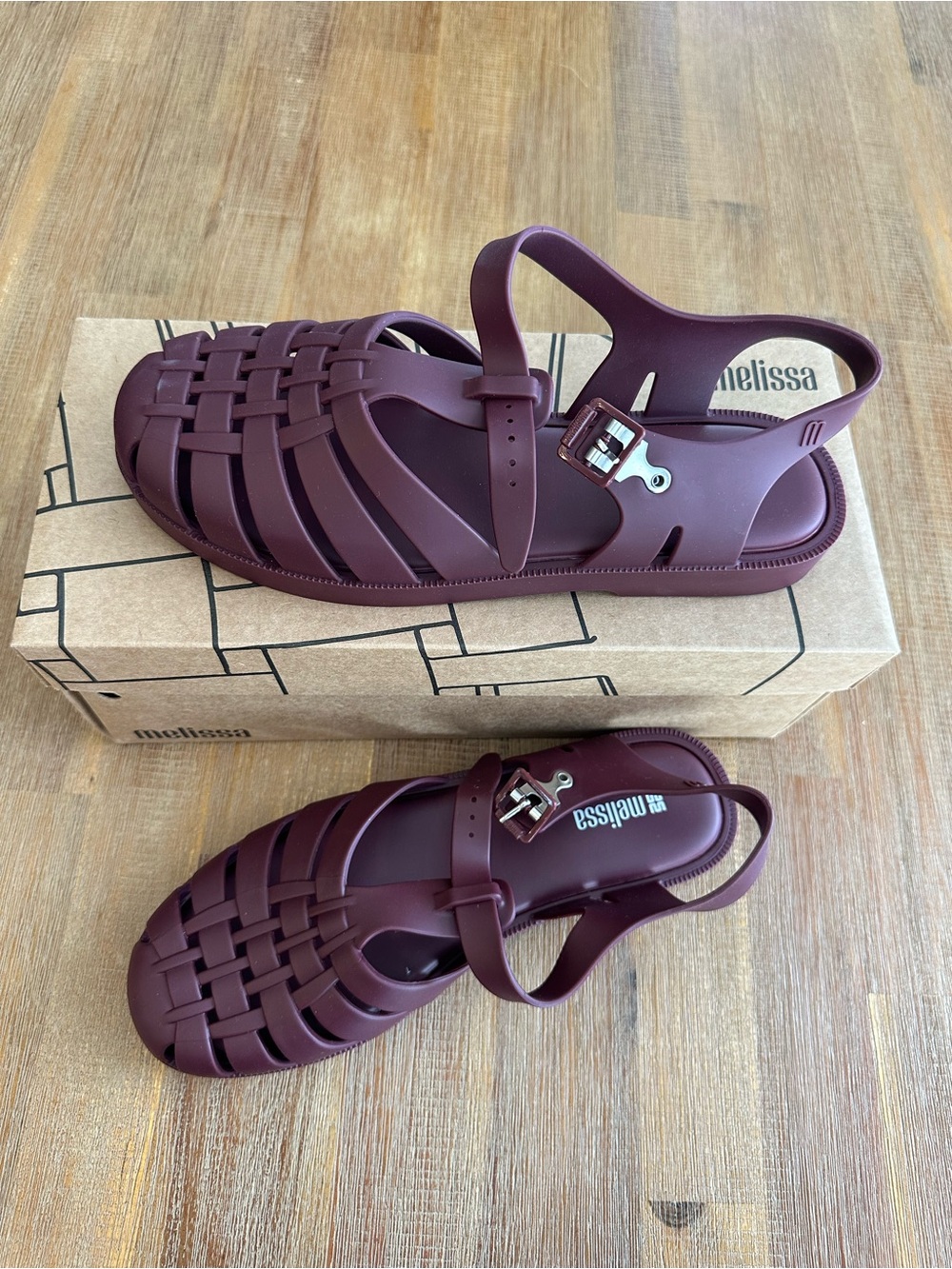 NIB Melissa Women’s Maroon Possession Jelly Fisherman Sandals - Picture 3 of 8